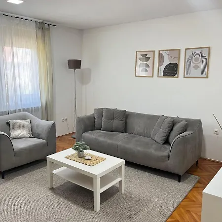 Apartman Mara Mala Subotica Exterior photo